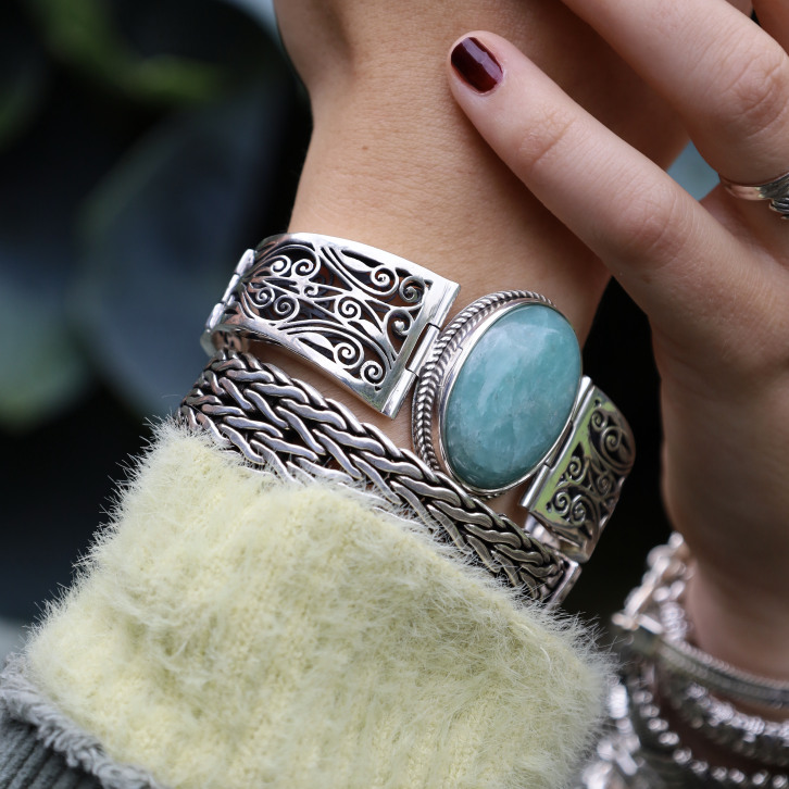 Bracelet rigide en argent et amazonite