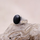 Bague en argent et onyx