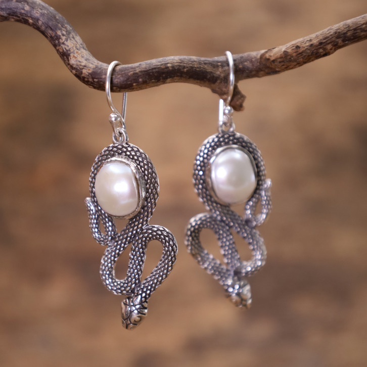 Boucles d'oreilles en argent et perle - serpent