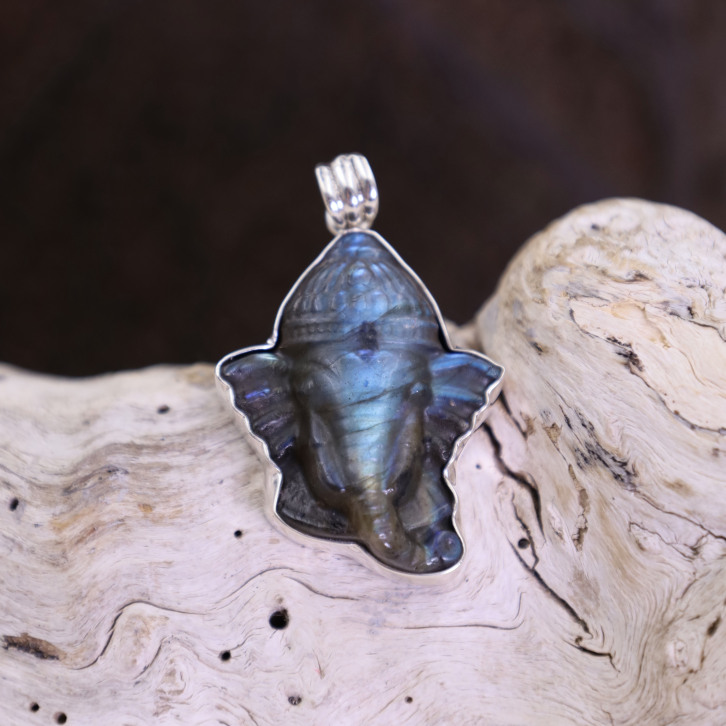 Pendentif en argent et labradorite - Ganesh