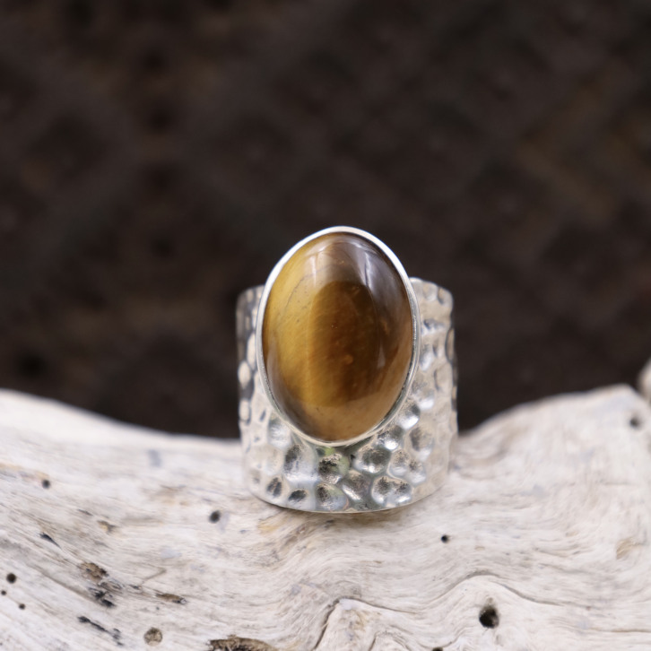 Bague en argent et oeil de tigre