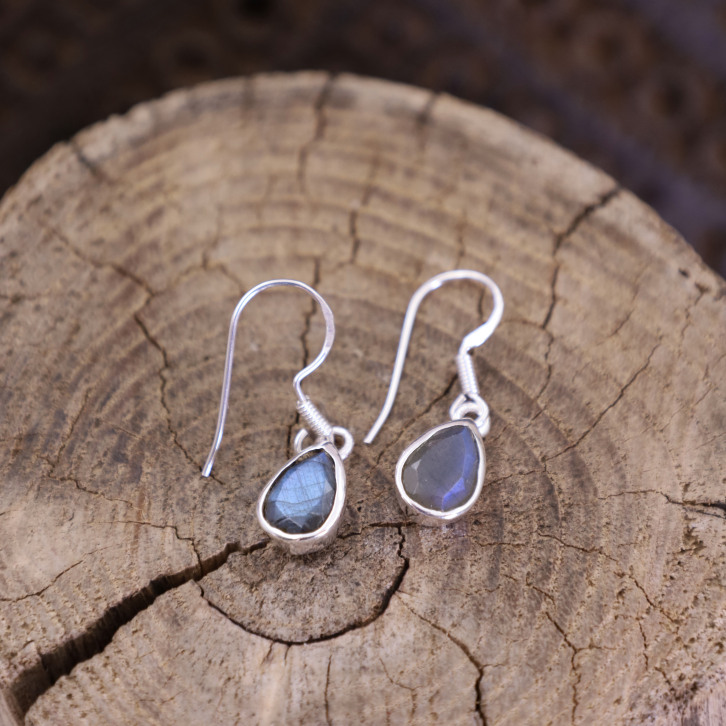 Boucles d'oreilles en argent et labradorite