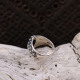 Bague en argent et onyx