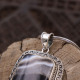 Pendentif en argent et agate