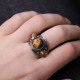 Bague en argent oeil de tigre et citrine