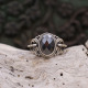 Bague en argent et onyx