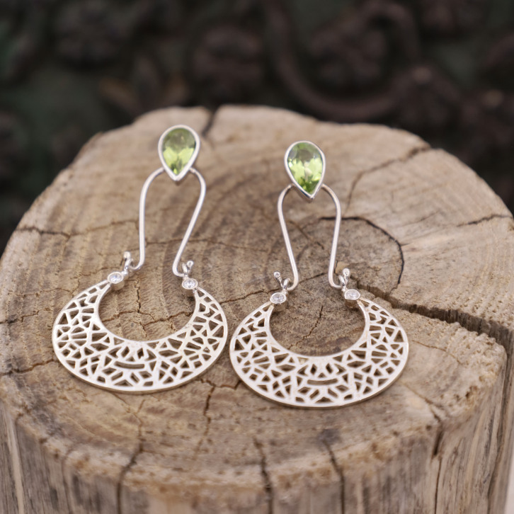 Boucles d'oreilles en argent et péridot