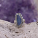 Bague en argent et opale bleue