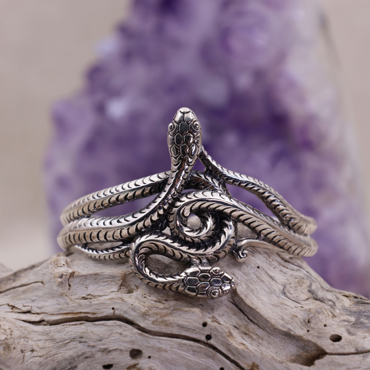 Bracelet rigide en argent serpent