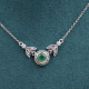 Collier d'exception en argent avec agate verte et zirconiums