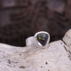 Bague en argent et opale noire