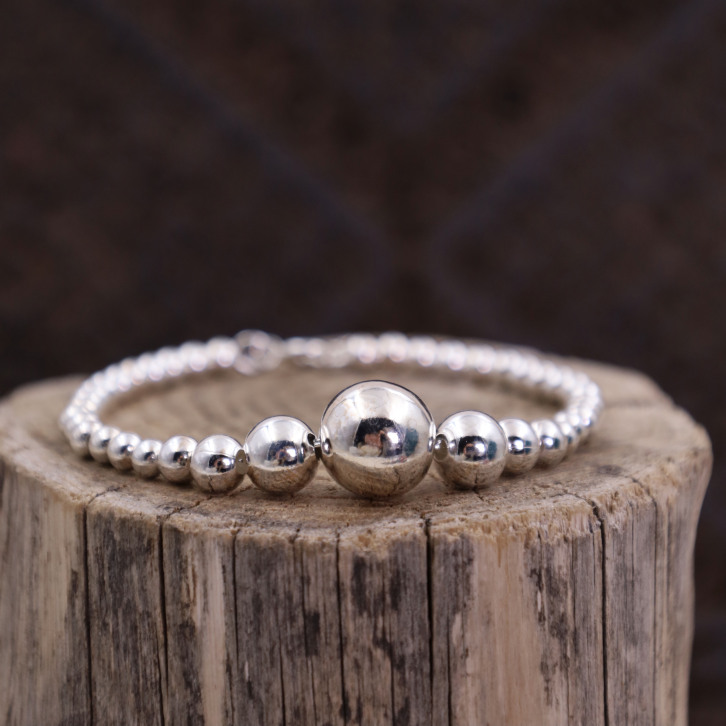 Bracelet perles en argent