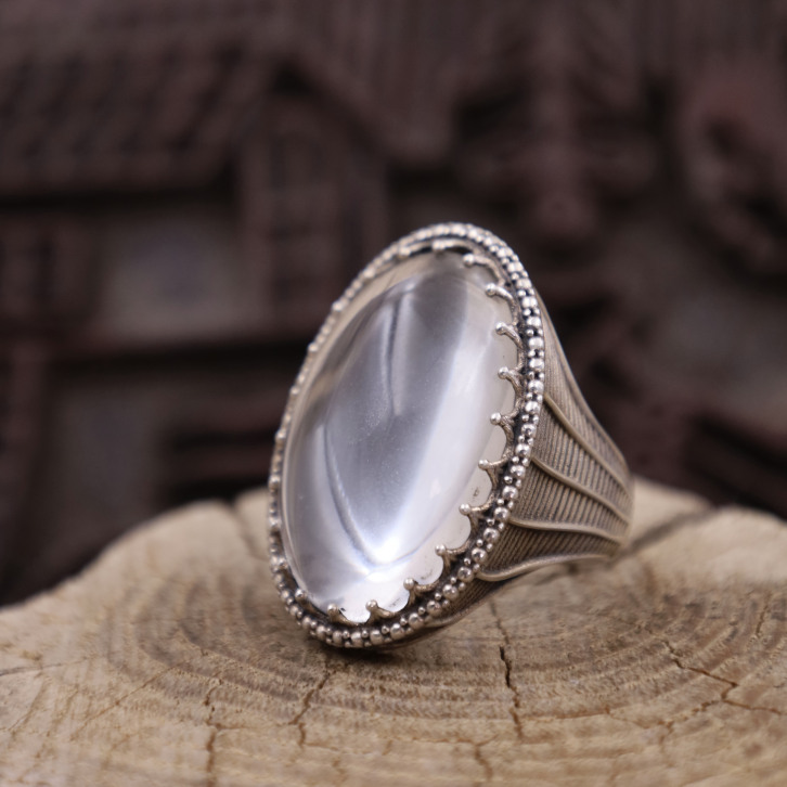 Bague en argent et quartz