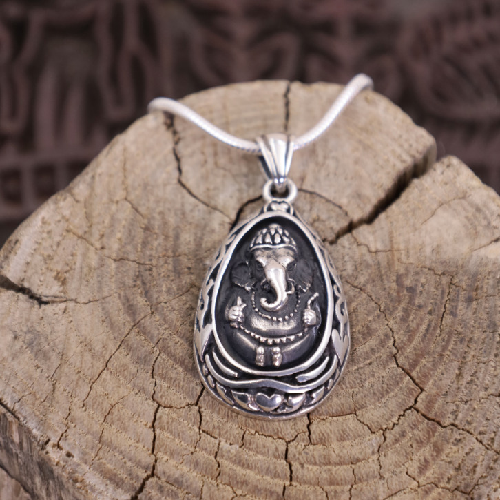 pendentif en argent ganesh