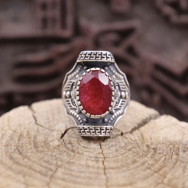 Bague en argent et racine de Rubis